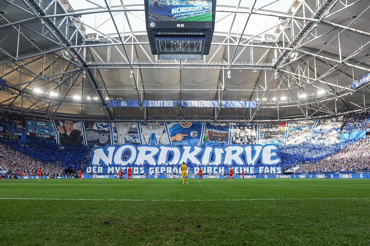 Choreo der Fans vom FC Schalke 04 Choreo der Fans vom FC Schalke 04