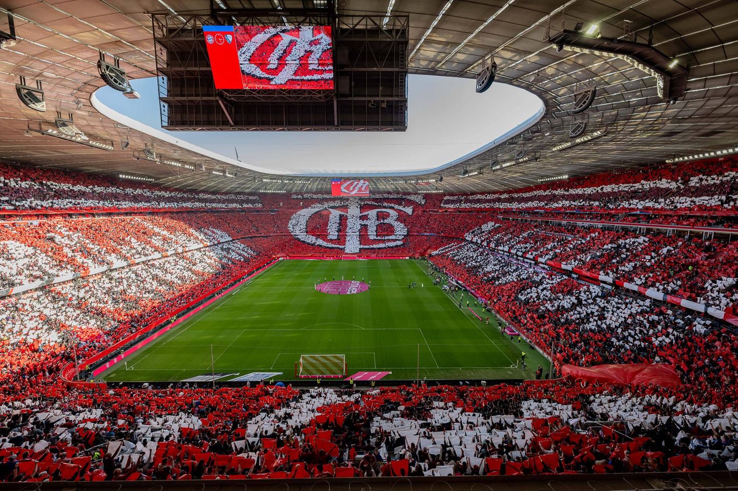 125 Jahre Choreo der Fans vom FC Bayern 125 Jahre Choreo der Fans vom FC Bayern