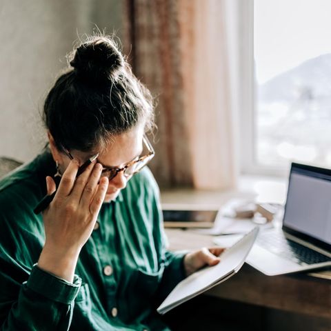 Eine Chemieingenieurin aus der Ukraine könnte auch mit Excel, Word, und CAD arbeiten – aber findet hier keinen Job