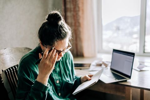 Eine Chemieingenieurin aus der Ukraine könnte auch mit Excel, Word, und CAD arbeiten – aber findet hier keinen Job