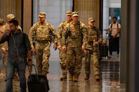 Soldaten der Nationalgarde auf Patrouille in Washington