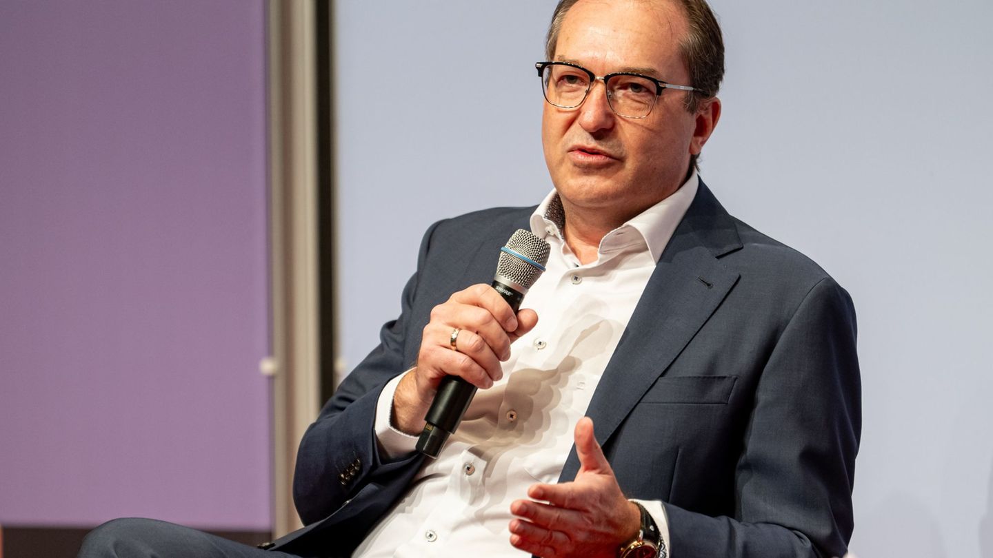 Dispute over recording program: Dobrindt defends course when taking Afghans