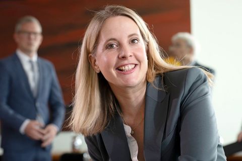 Verena Hubertz ist erst die dritte Bundesministerin, die schwanger im Amt ist.