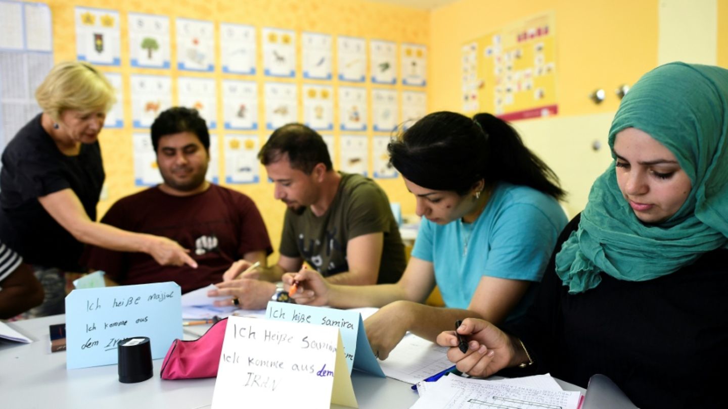 Migranten bei Sprachkurs in Berlin