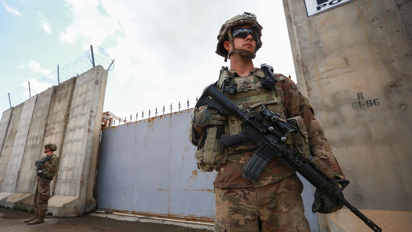 Middle East: Circles: The USA pulls some troops from Iraq Middle East: Circles: The USA pulls some troops from Iraq