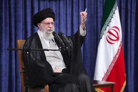 Irans oberster Führer Ali Chamenei bezeichnet die Probleme mit den USA unter Präsident Donald Trump als "unlösbar". (Archivbild)
