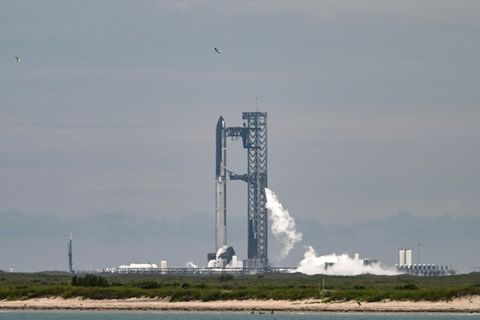 Starship-Rakete auf dem Weltraumbahnhof in Texas