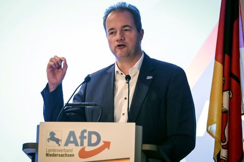 Das Verfahren gegen den Politiker wurde eingestellt. (Archivfoto) Foto: Focke Strangmann/dpa