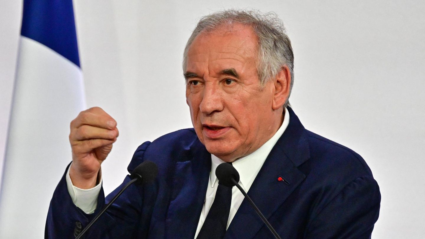 France’s government could fall: No support for savings plans?