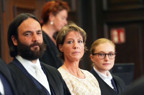 Christina Block will erst einmal von ihrem Schweigerecht Gebrauch machen. Foto: Marcus Brandt/dpa Pool/dpa