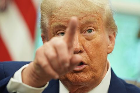 Droht der EU erneut mit Zöllen: US-Präsident Donald Trump. (Archivbild) Foto: Evan Vucci/AP/dpa