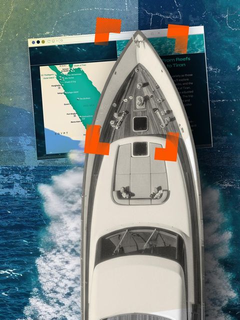 Ein Schiff von oben in einer Montage