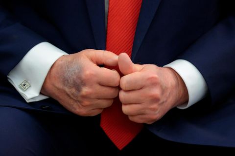 Nahaufnahme von Donald Trumps Händen