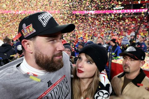 Swift und Kelce (l.) im Januar 2025