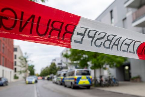 Verletzt wurde bei dem Einsatz laut Polizei niemand. Foto: Peter Kneffel/dpa