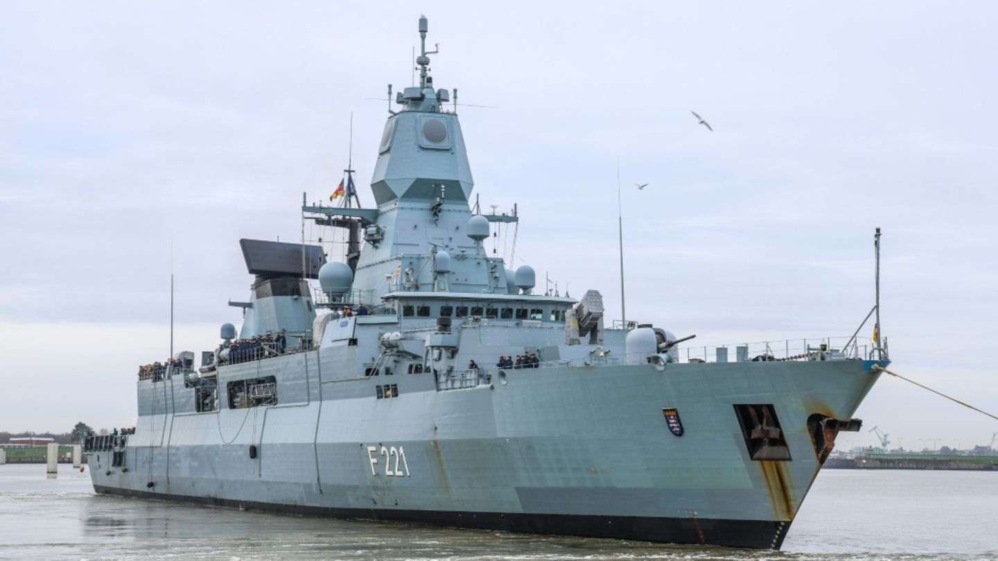Die Bundeswehr-Fregatte Hessen nimmt am Einsatz im Mittelmeer teil.
