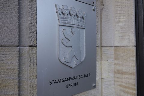 Ein Mann ist wegen eines Cyberangriffs auf die Ölversorgung angeklagt. Foto: Sven Braun/dpa