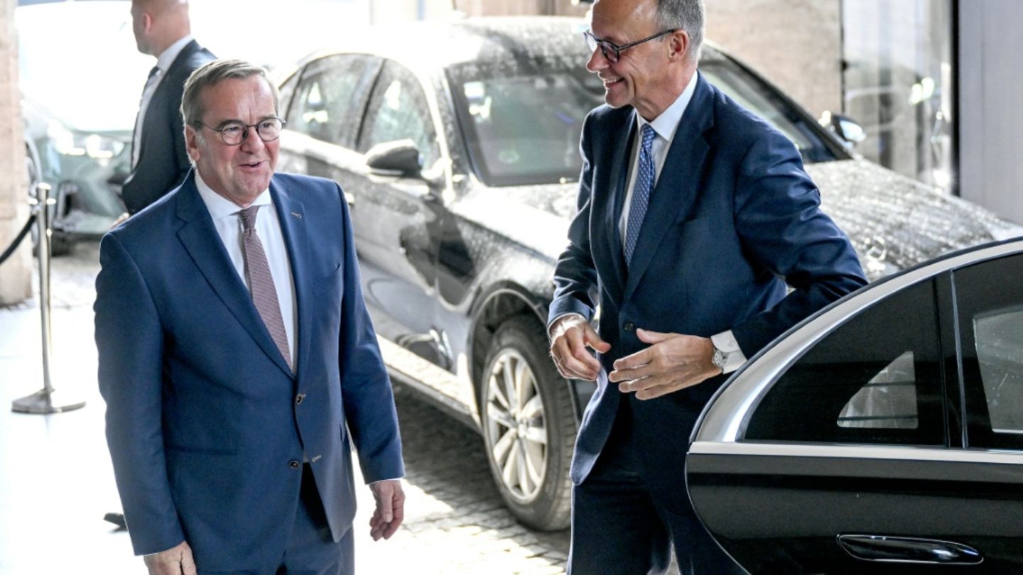 Pistorius und Kanzler Merz am Mittwoch im Bendlerblock