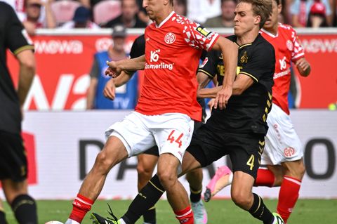 Angreifer Nelson Weiper (l) könnte am Donnerstag erstmals in dieser Saison in der Startelf des FSV Mainz 05 stehen. Foto: Torste