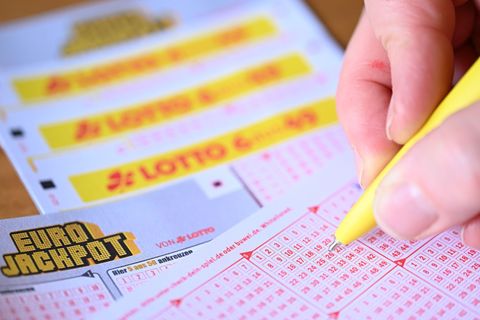 Glücksfall für eine Person aus Thüringen: Sie hat beim Eurojackpot 1,75 Millionen Euro gewonnen. (Archivbild) Foto: Bernd Weißbr