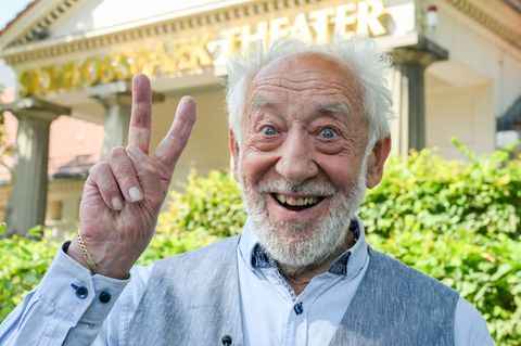 Will an seinem 90. Geburtstag auf der Bühne stehen: Dieter Hallervorden. Foto: Jens Kalaene/dpa