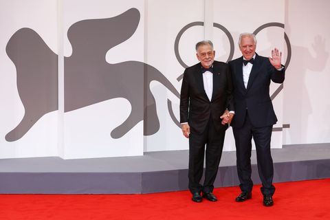 Francis Ford Coppola (l) und Werner Herzog auf dem roten Teppich. Foto: Mickael Chavet/ZUMA Press Wire/dpa