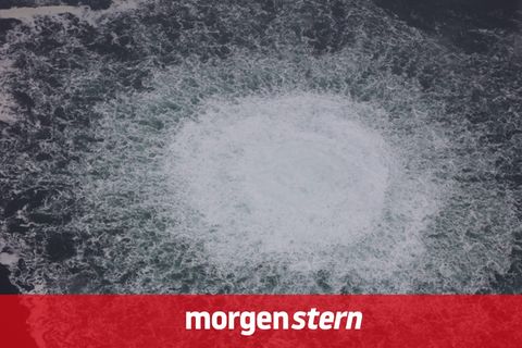 Die Sprengung der Unterwasser-Pipelines Nord Stream zeichnet sich auf der Meeresoberfläche ab