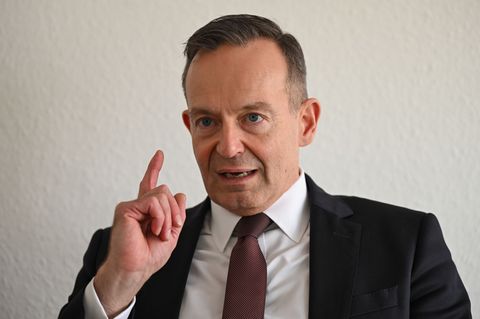 Der frühere Bundesverkehrsminister Wissing hat einen neuen Job in der Wirtschaft. (Archivbild) Foto: Arne Dedert/dpa