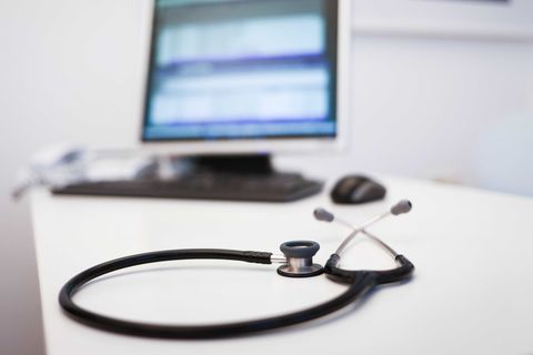 Die Digitalisierung der Krankenhäuser in MV kommt laut Techniker Krankenkasse voran. (Symbolbild) Foto: Christian Charisius/dpa