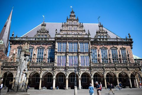 Wer nimmt künftig an den Senatssitzungen im Bremer Rathaus teil? (Archivfoto) Foto: Sina Schuldt/dpa