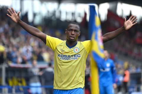 Hört als Profifußballer auf: Stürmer Anthony Ujah. Foto: Swen Pförtner/dpa