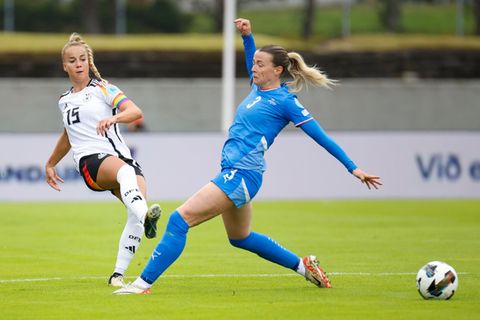 Sandra Maria Jessen (r) spielt künftig für den 1. FC Köln. (Archivbild) Foto: Brynjar Gunnarsson/dpa