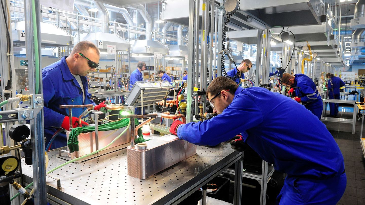 Energy transition: Panasonic opens new heat pump factory in the Czech Republic