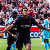 Für 35 Millionen Euro verpflichtete Bayer Leverkusen in diesem Sommer den englischen Verteidiger Jarell Quansah vom FC Liverpool. Prompt erzielte der 22-Jährige in seinem ersten Bundesliga-Spiel sein erstes Tor