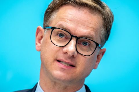 CDU-Generalsekretär Linnemann übt scharfe Kritik am Vorstoß des Linken-Politikers Ramelow. (Archivbild) Foto: Michael Kappeler/d