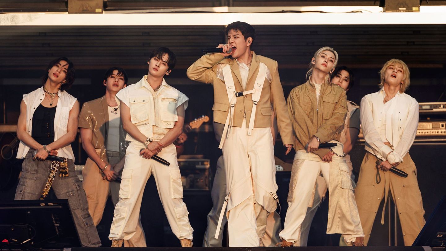 Music: K-Pop band Stray Kids storms to the top of the charts