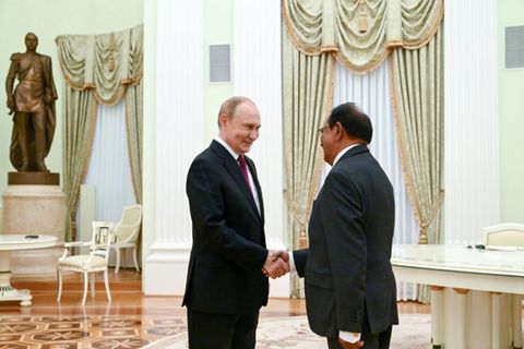 Kreml-Chef Putin mit Indiens Sicherheitschef Ajit Doval