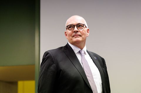 Muss erneut vor Gericht: der Ex-CDU-Bundestagsabgeordnete Axel Fischer. (Archivbild) Foto: Matthias Balk/dpa