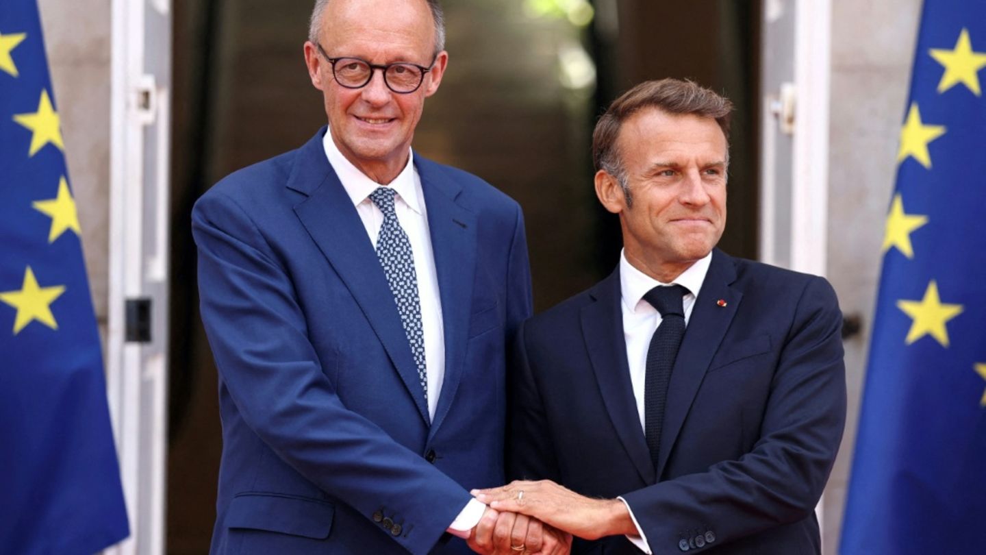 Merz (l.) und Macron in Toulon