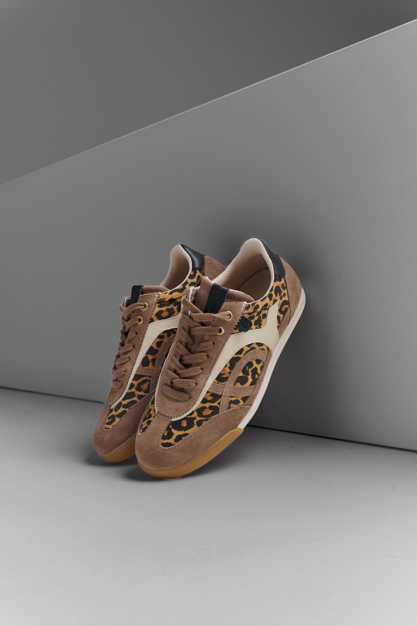 Sneaker Sneaker
