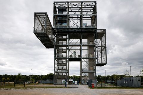Der Aussichtsturm Indemann und das dazu gehörende Freizeitgelände werden in den nächsten Jahren erweitert. Foto: Thomas Banneyer