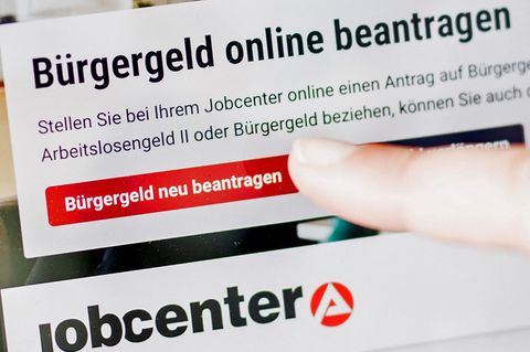 2024 bezogen rund 5,5 Millionen Menschen Bürgergeld. (Symbolbild) Foto: Carsten Koall/dpa