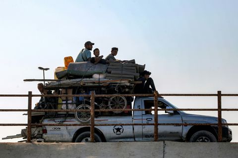 Menschen auf der Flucht im Gazastreifen