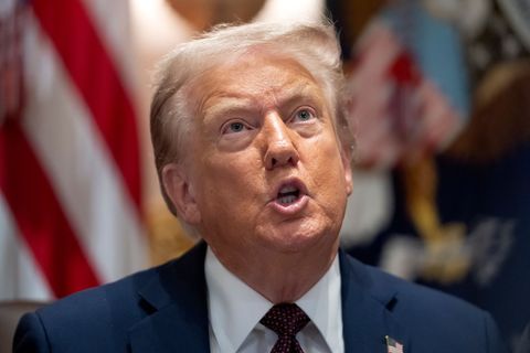 Der US-Präsident hatte bereits im Februar den Gazastreifen für sich beansprucht. Foto: Mark Schiefelbein/AP/dpa