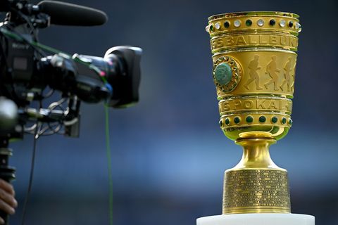 Objekt der Begierde: Im DFB-Pokal stehen die Paarungen für die zweite Runde fest. Foto: Tom Weller/dpa