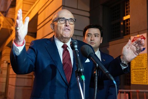 Der Ex-Bürgermeister von New York liegt laut einem Sprecher im Krankenhaus (Archivbild). Foto: Jose Luis Magana/AP/dpa