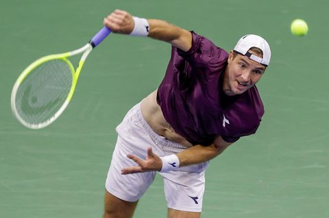 Jan-Lennard Struff konnte Novak Djokovic nicht gefährden. Foto: Adam Hunger/AP/dpa