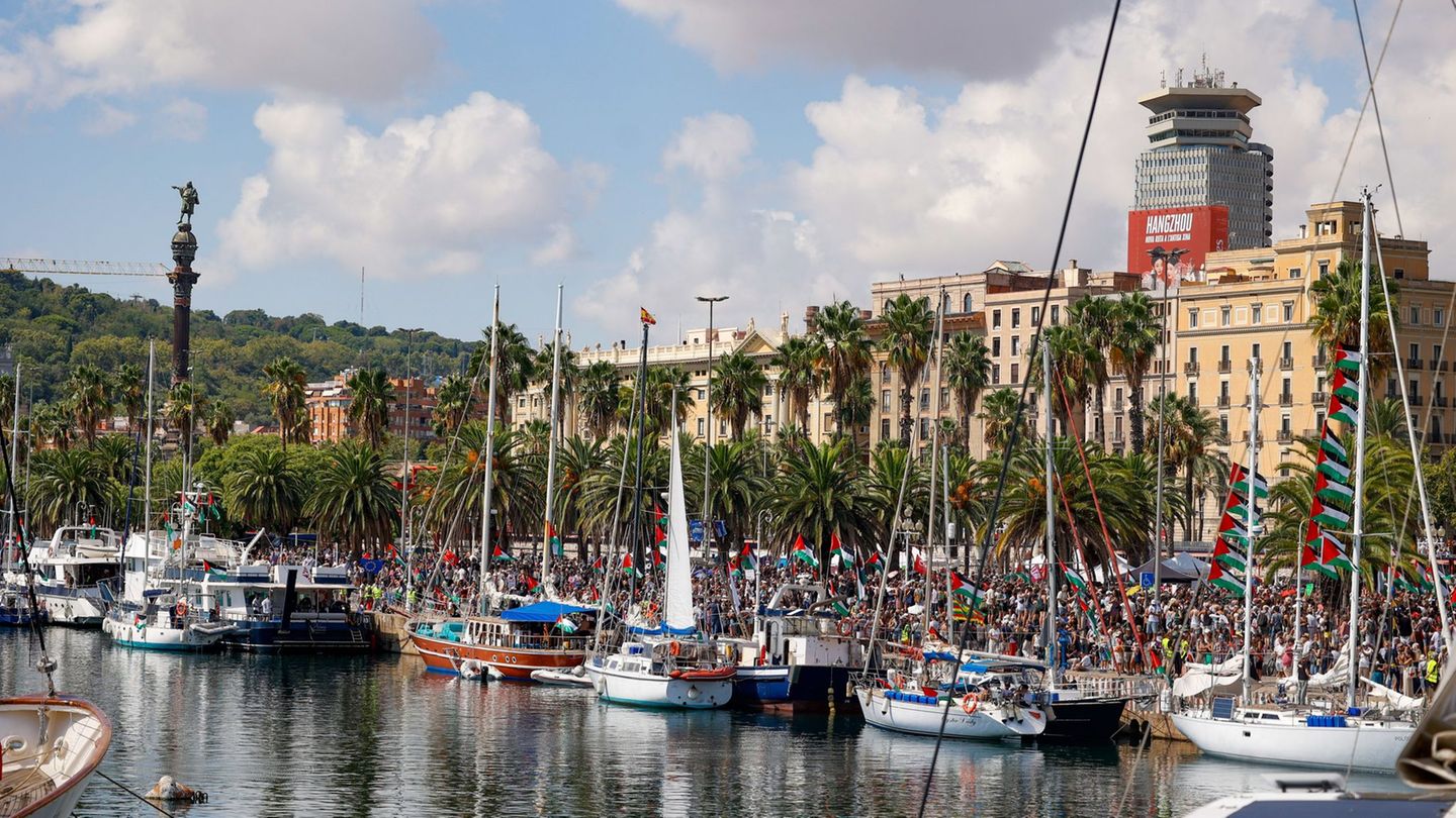 Middle East: New Gaza aid fleet returned to Barcelona