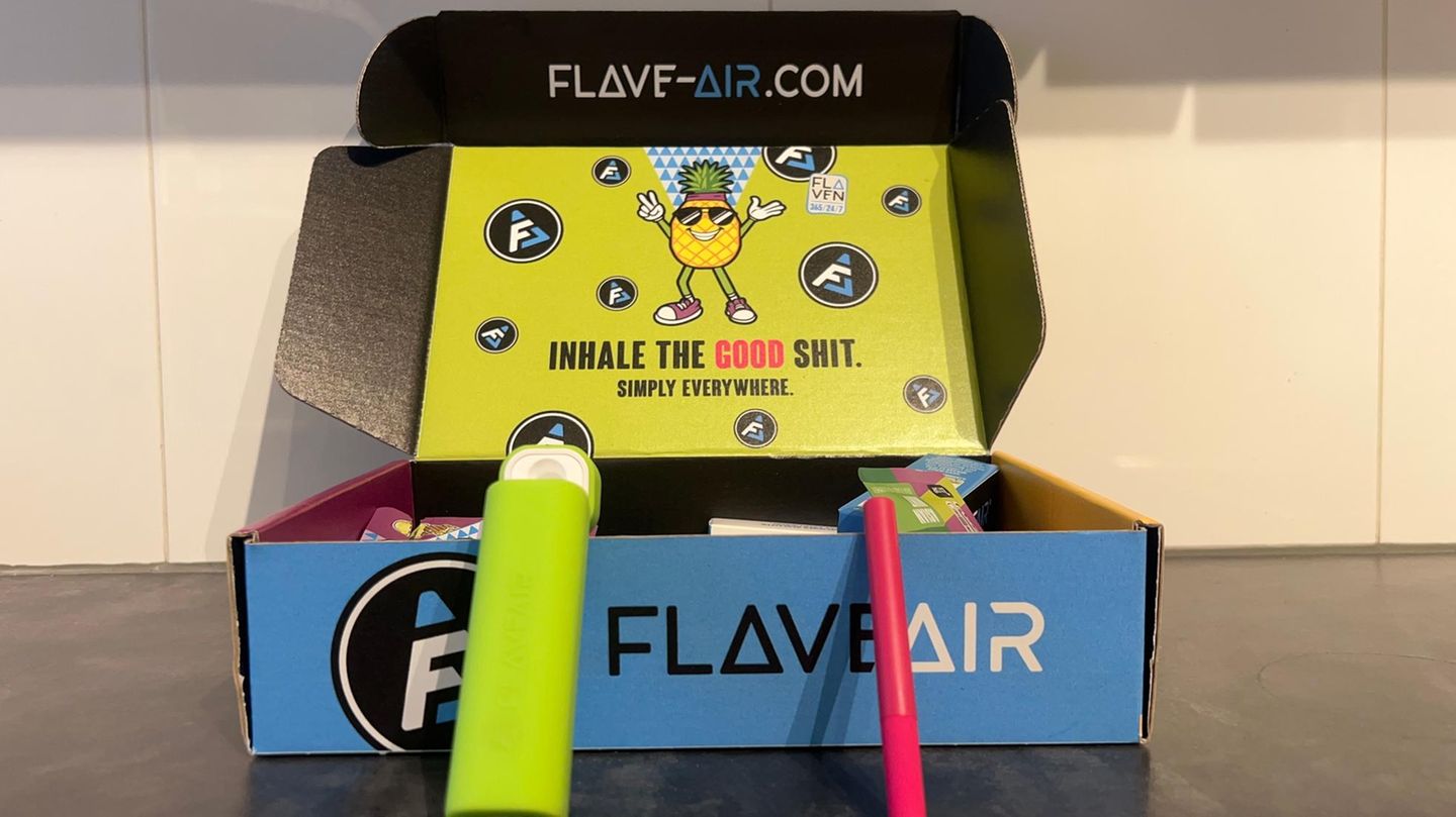 FlaveAir aus DHDL steht auf einer Küchenzeile