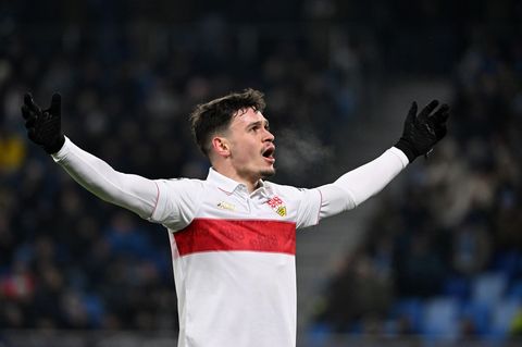 Fabian Rieder spielte in der vergangenen Saison auf Leihbasis beim VfB Stuttgart, nun wechselt er zum FC Augsburg. (Archivbild)